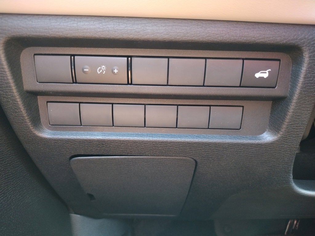 New 2025 Mitsubishi Outlander SE image 26