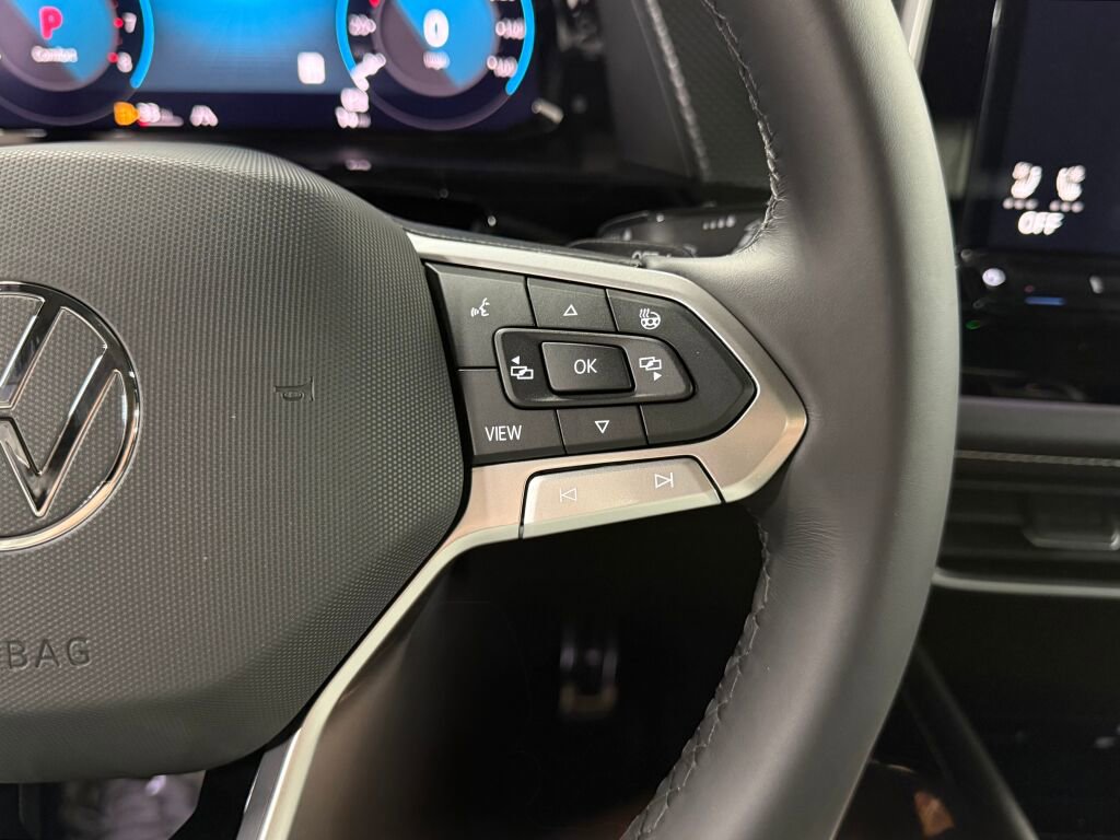 New 2026 Volkswagen Atlas Cross Sport SEL Premium R-Line image 13