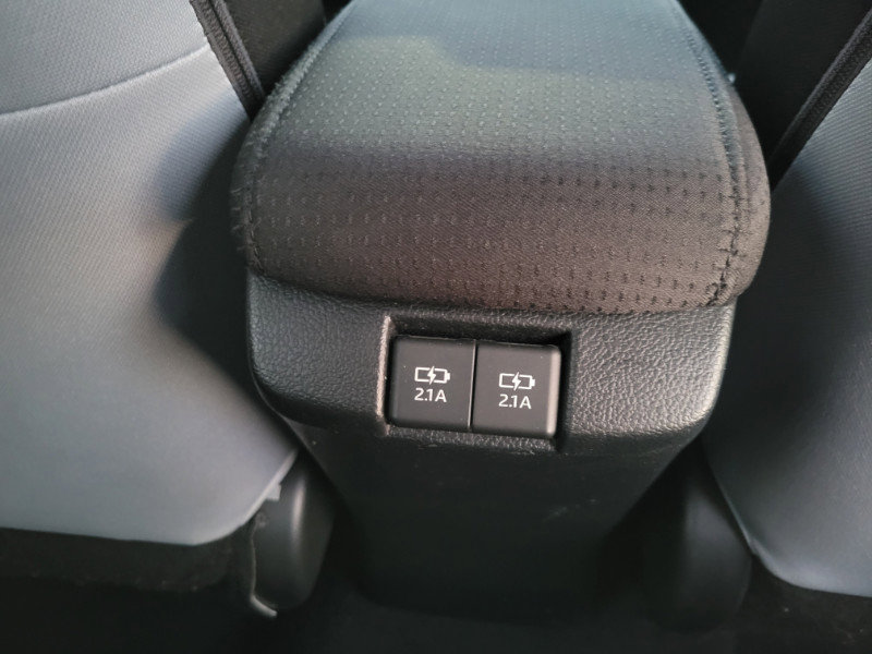 Used 2022 Toyota Prius LE FWD image 23
