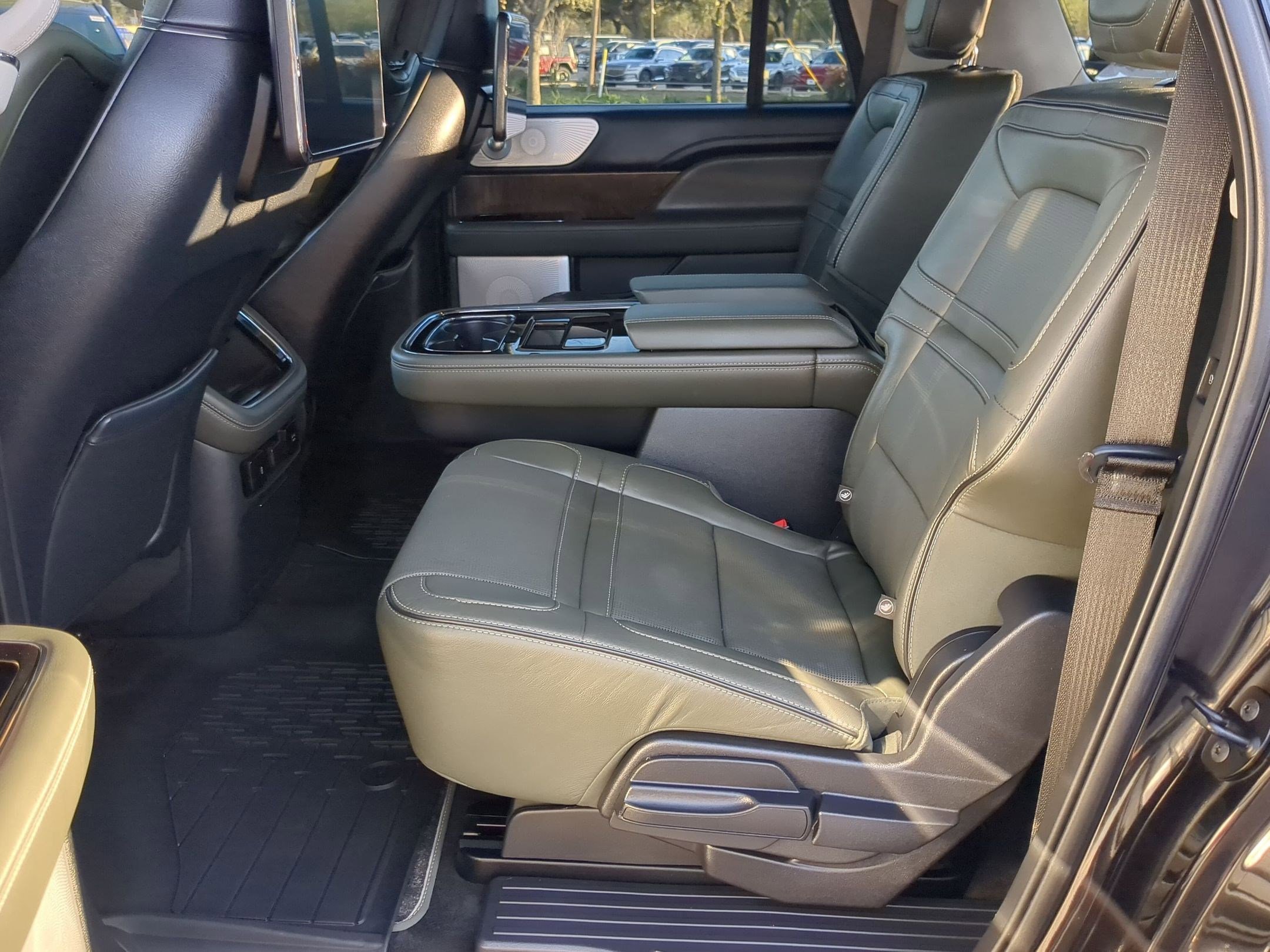 Used 2022 Lincoln Navigator L Black Label image 22