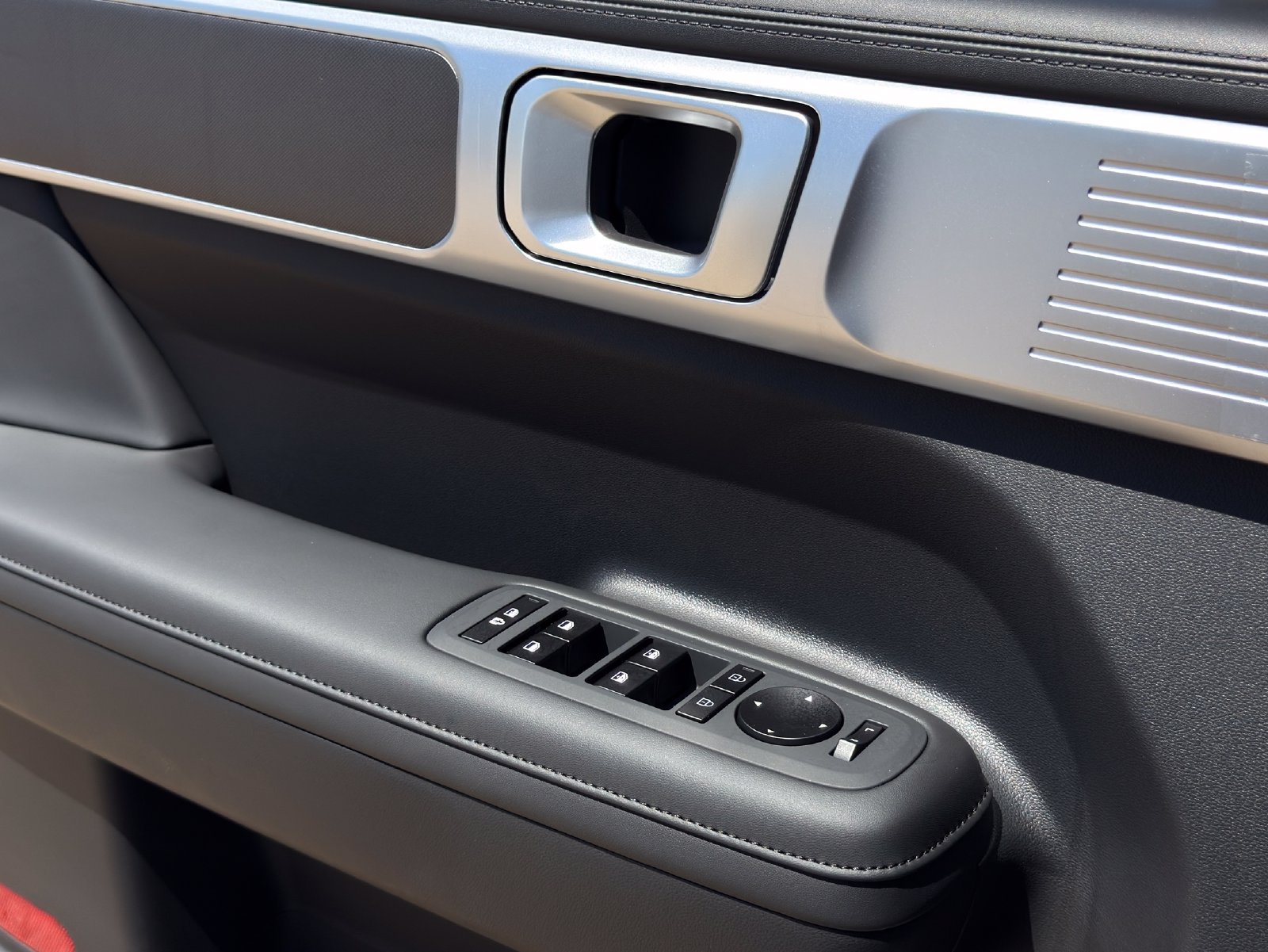 New 2027 Hyundai Santa Fe SEL FWD image 21