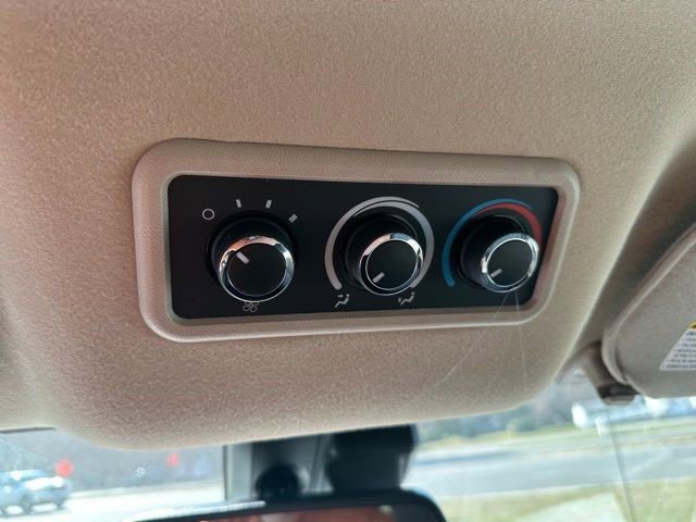 Certified 2024 Chevrolet Express 3500 LT w/ LT Preferred Equipment Group image 21