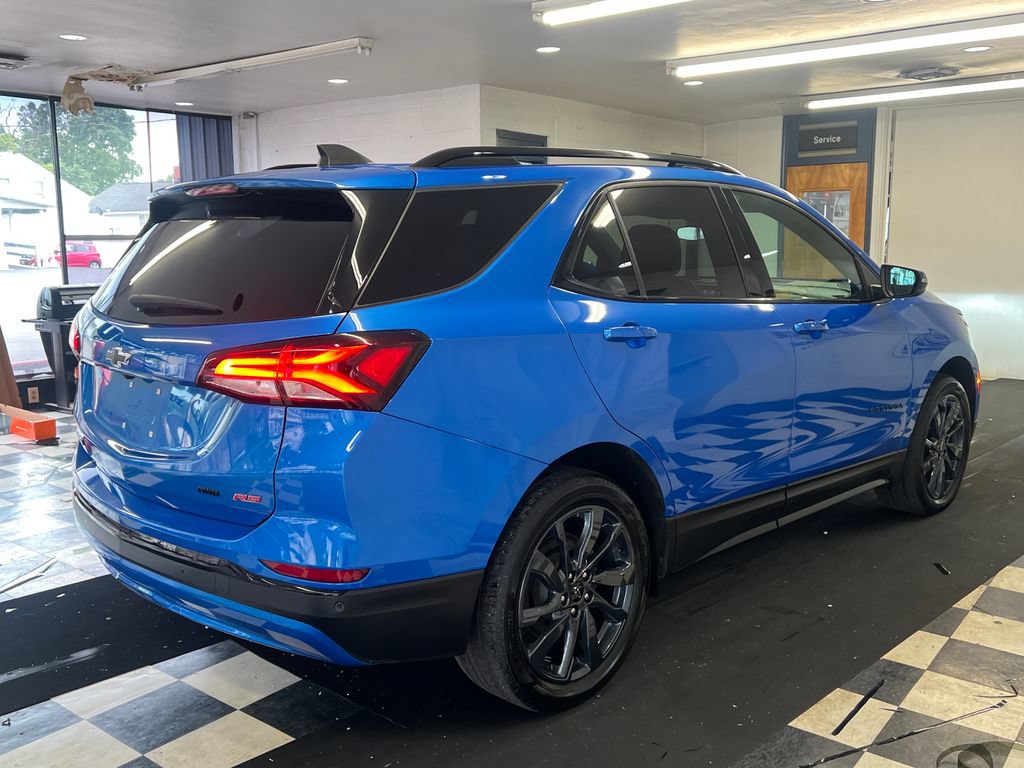 Used 2024 Chevrolet Equinox RS AWD/4WD image 16