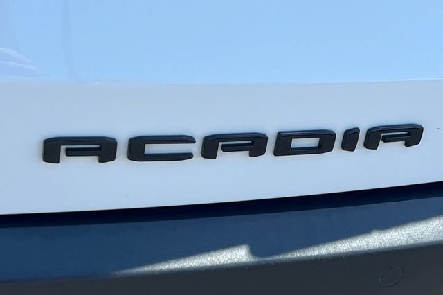 Used 2023 GMC Acadia SLE w/ Driver Convenience Package FWD image 40
