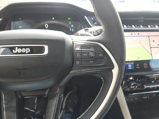 Used 2023 Jeep Grand Cherokee 4WD 4xe image 15