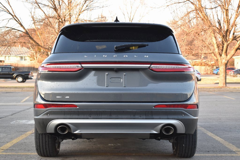 Used 2025 Lincoln Corsair Reserve image 6