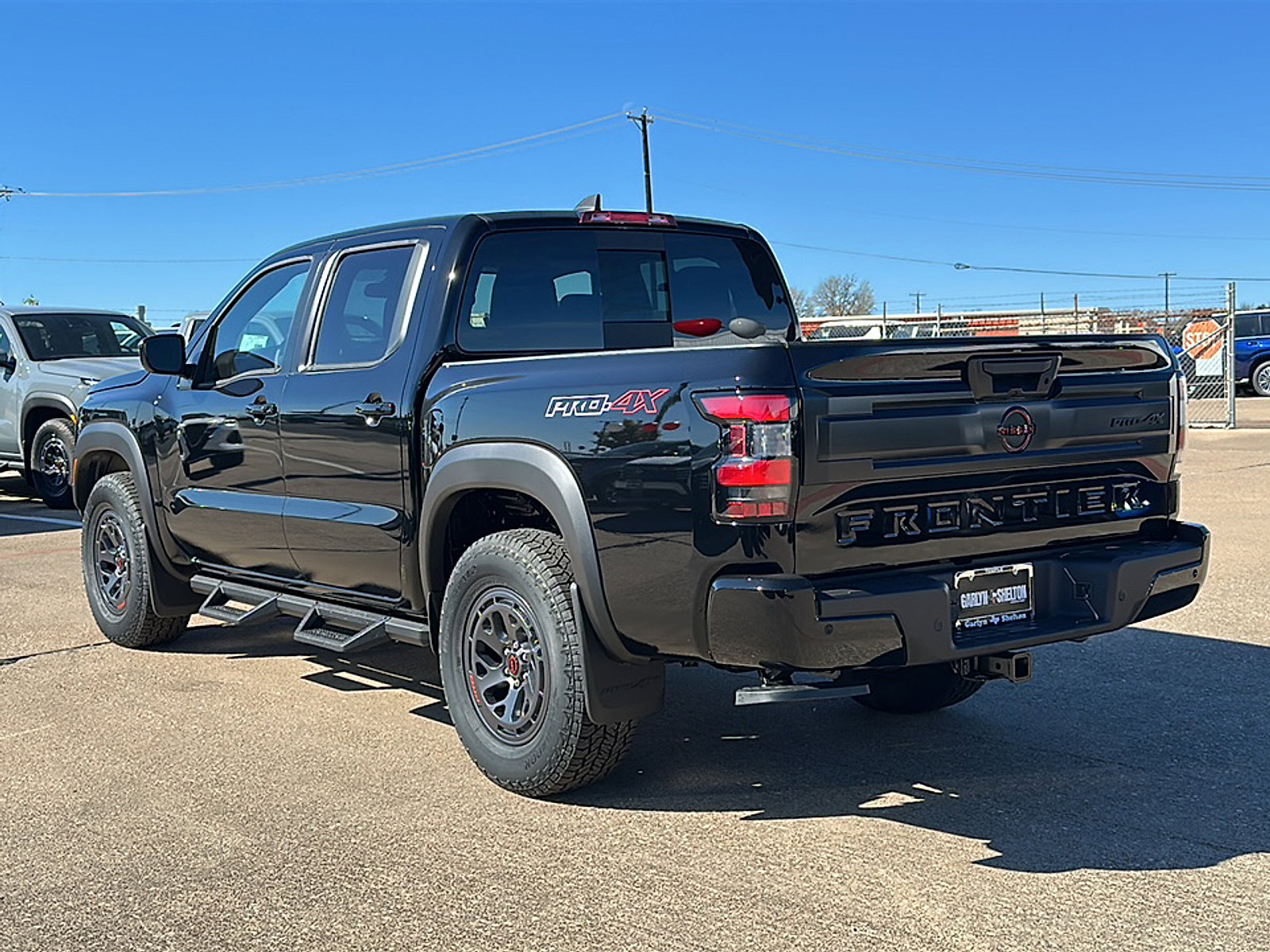 New 2026 Nissan Frontier PRO-4X w/ Tow Package image 6