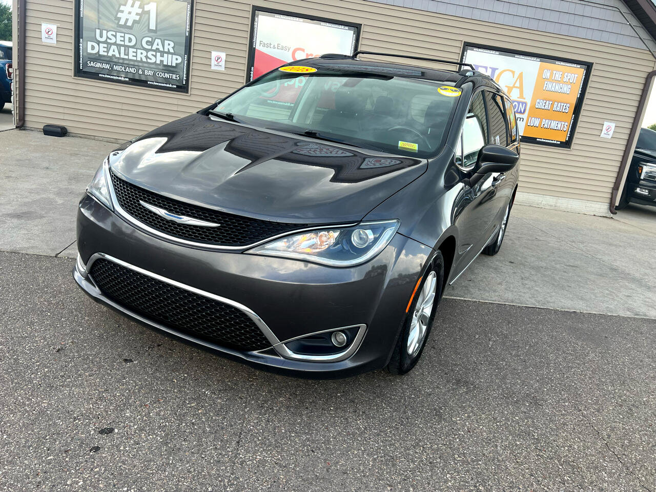 Used 2018 Chrysler Pacifica Touring-L Plus