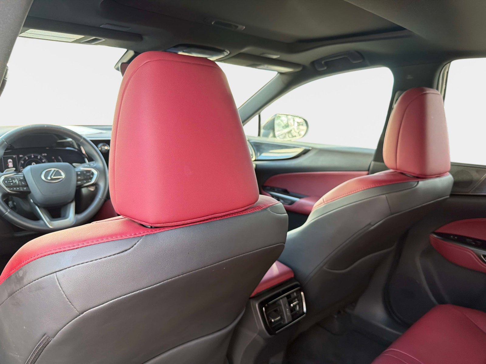 Used 2025 Lexus NX 250 FWD w/ Towing Package (2000 Lbs) image 31