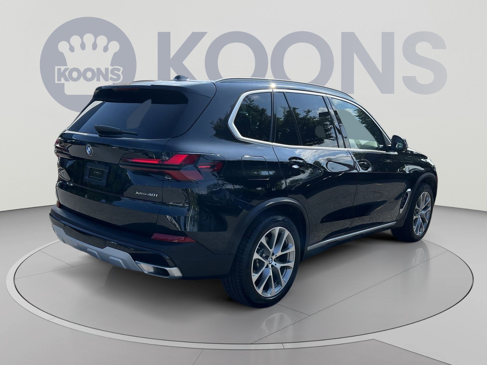 Used 2025 BMW X5 xDrive40i w/ Premium Package AWD/4WD image 7