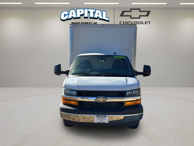 New 2024 Chevrolet Express 4500 w/ Power Convenience Package RWD image 9