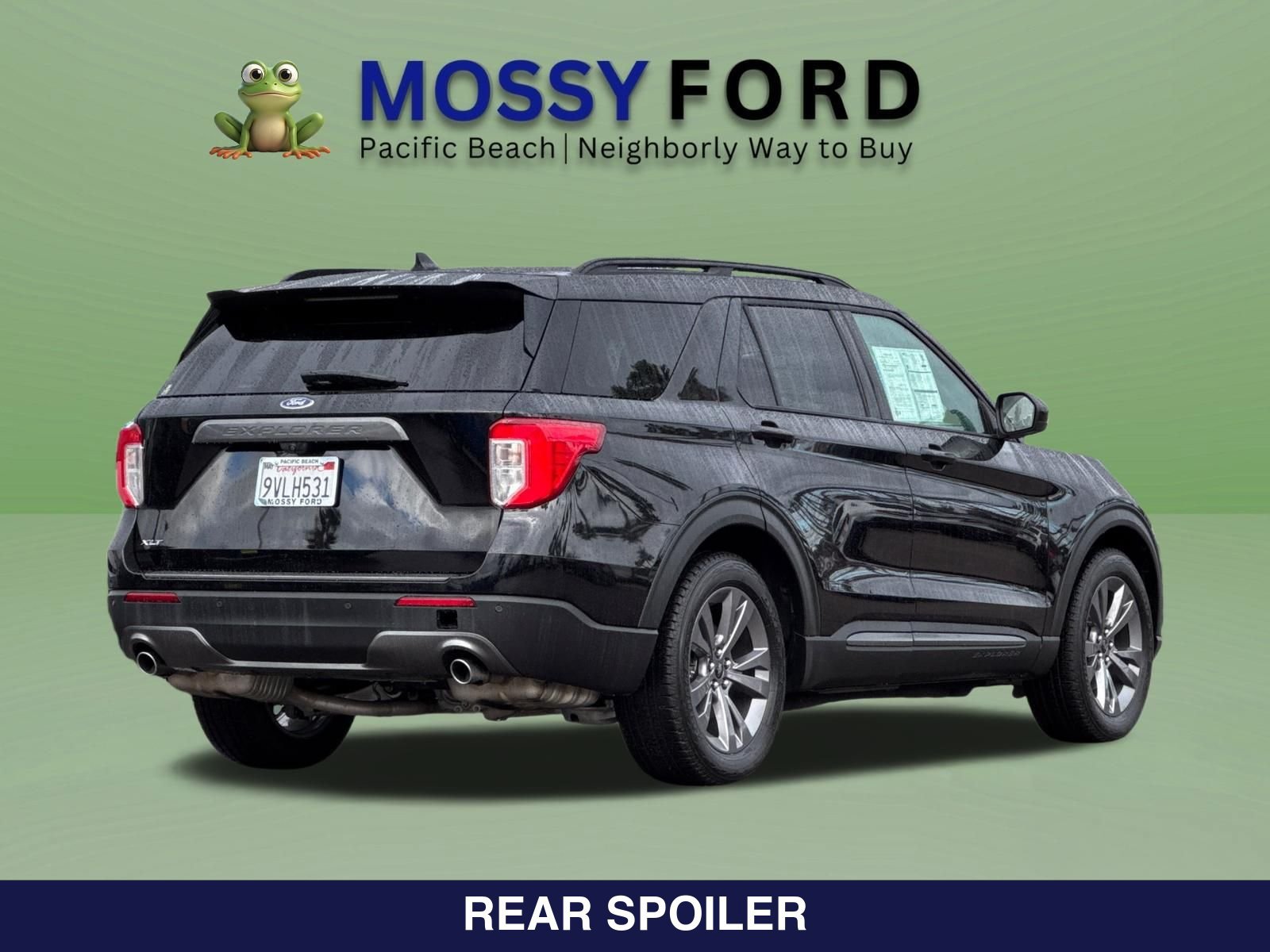 Certified 2022 Ford Explorer XLT w/ Equipment Group 202A RWD image 5