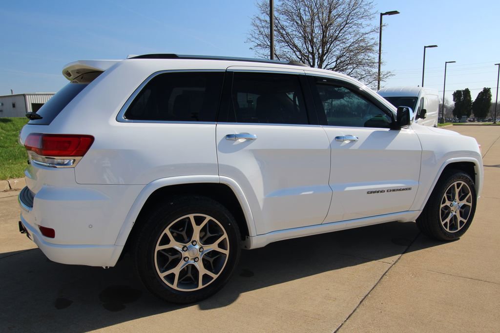 Used 2020 Jeep Grand Cherokee Overland image 5