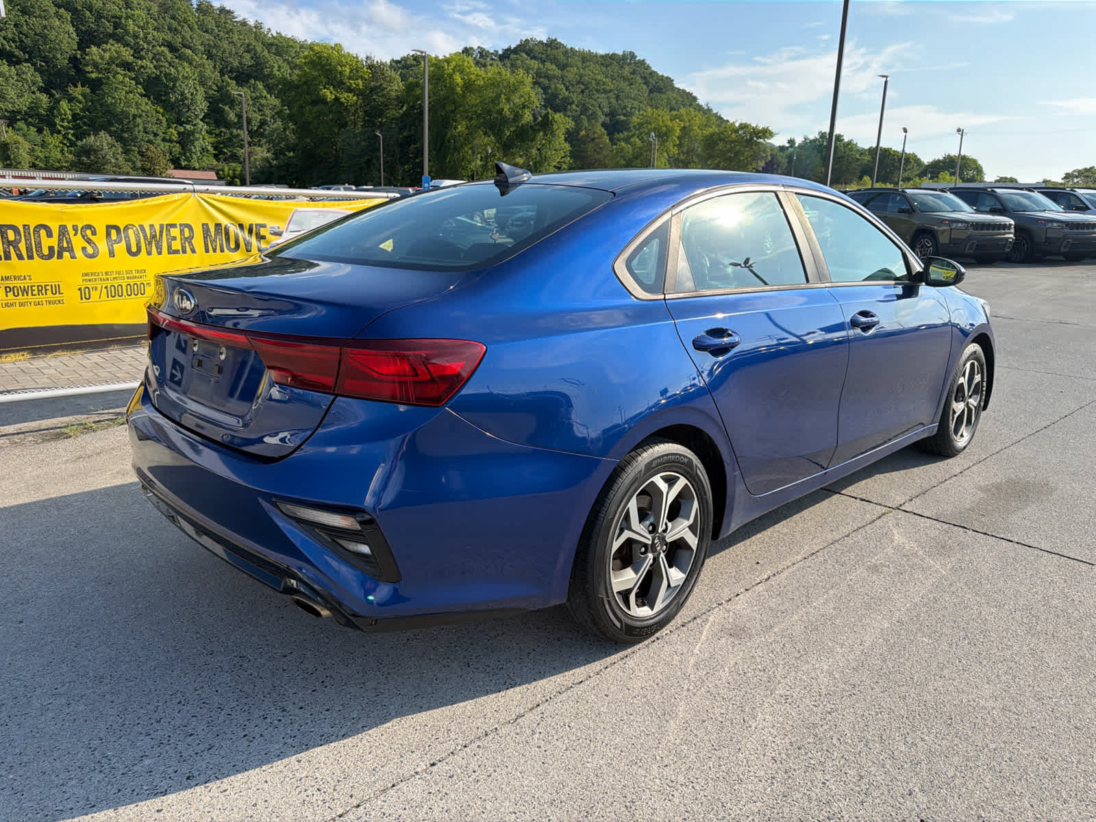 Used 2019 Kia Forte LXS FWD image 6
