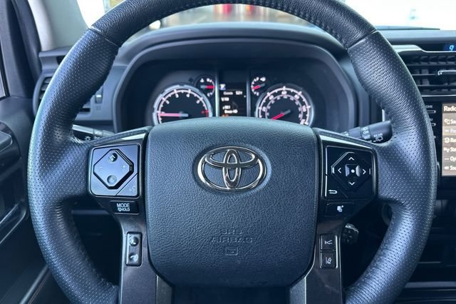 Used 2020 Toyota 4Runner TRD Off-Road image 26