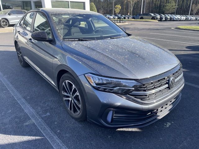 Certified 2024 Volkswagen Jetta Sport image 3