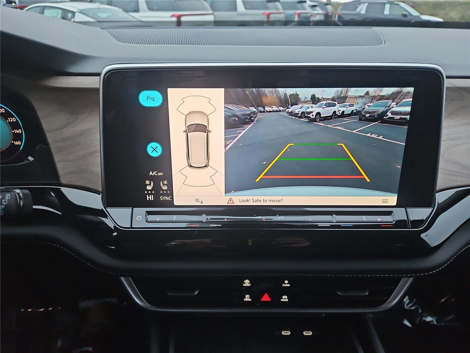 New 2026 Volkswagen Atlas SE image 20