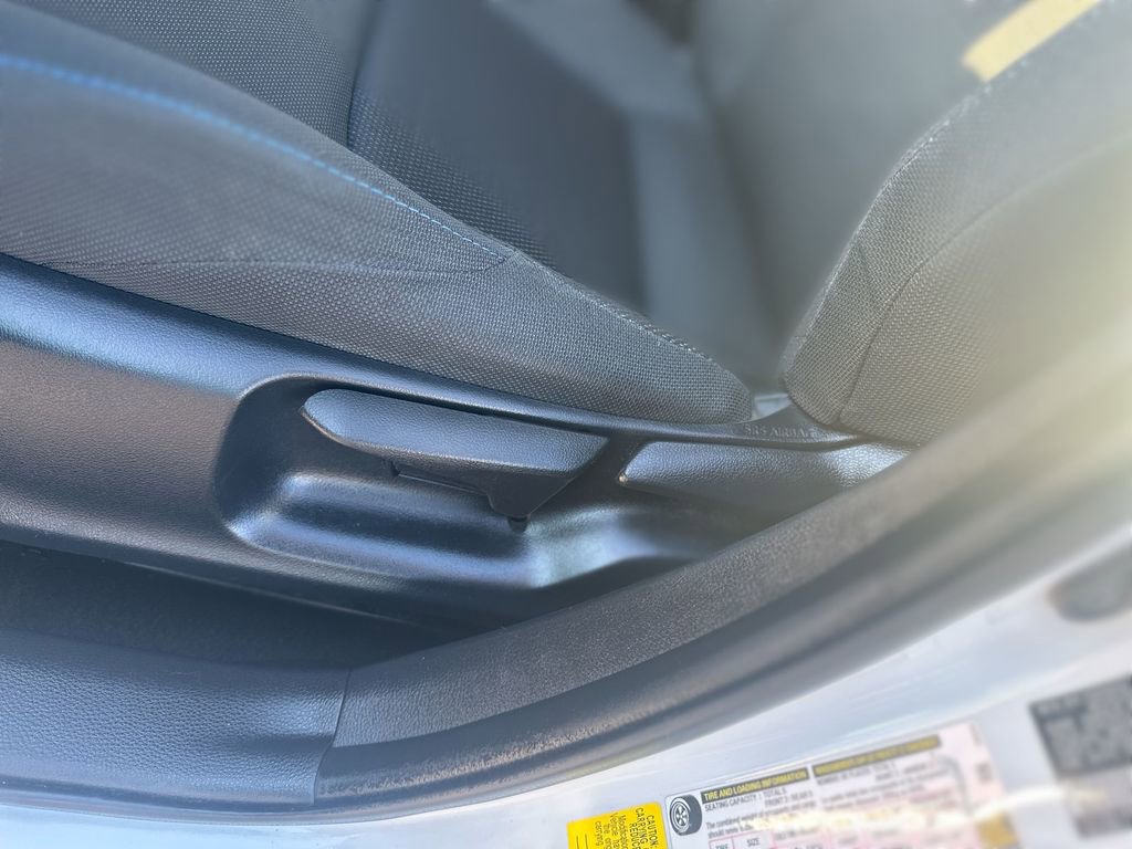 Used 2022 Toyota Corolla SE w/ Carpet Mat Package (TMS) image 14
