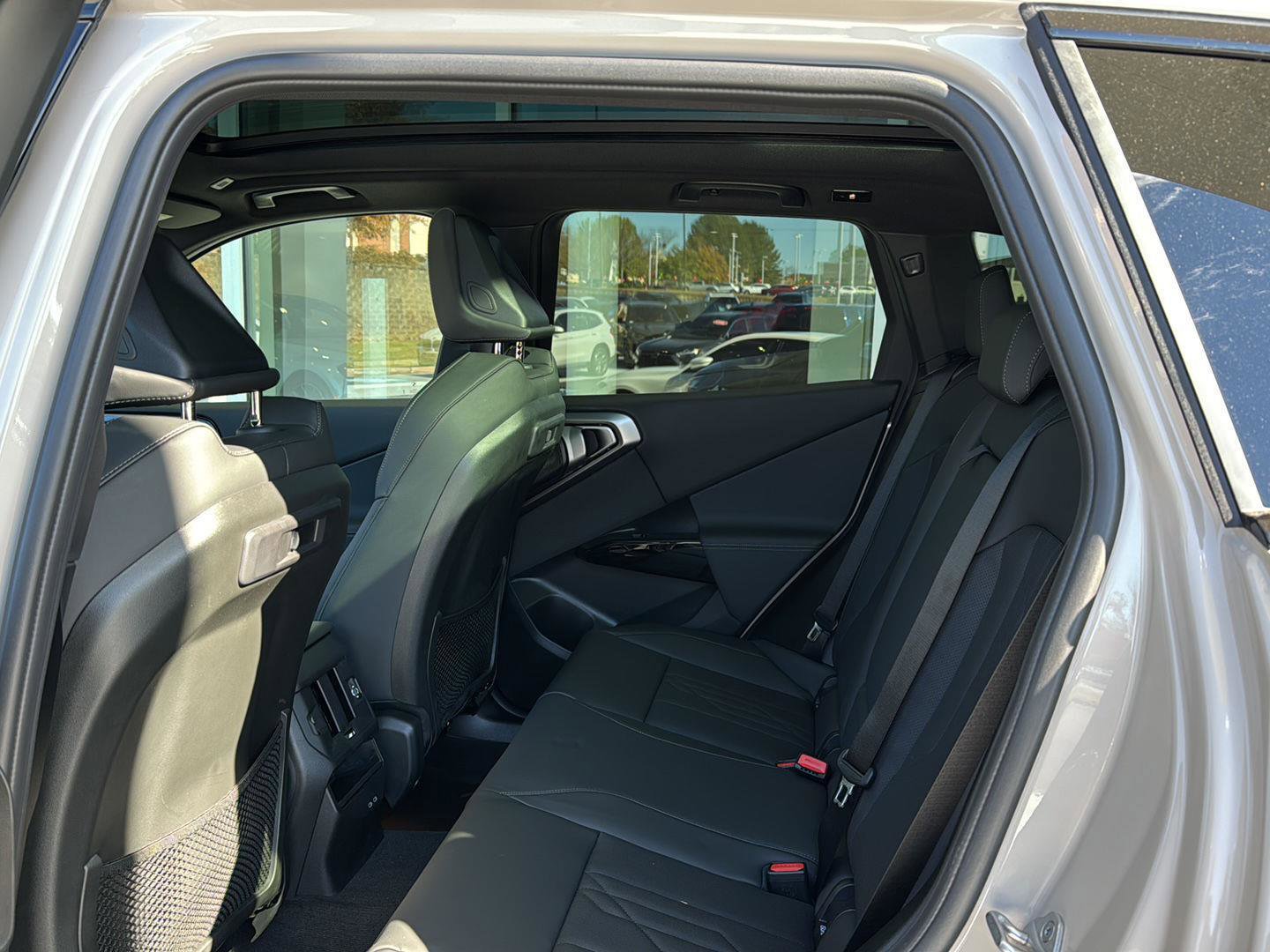 New 2026 BMW X3 M50 w/ Premium Package image 8