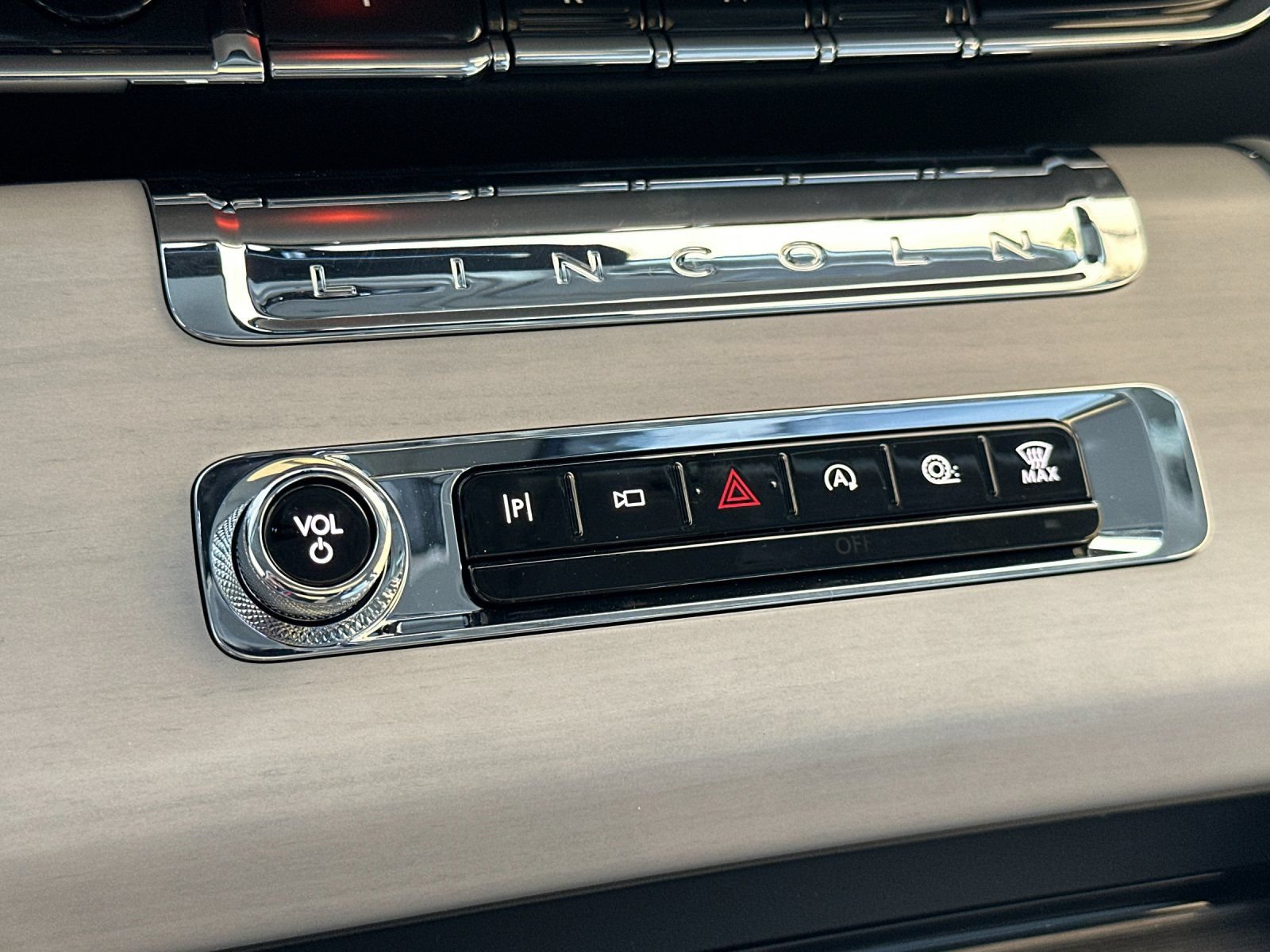 New 2026 Lincoln Aviator Reserve AWD/4WD image 21