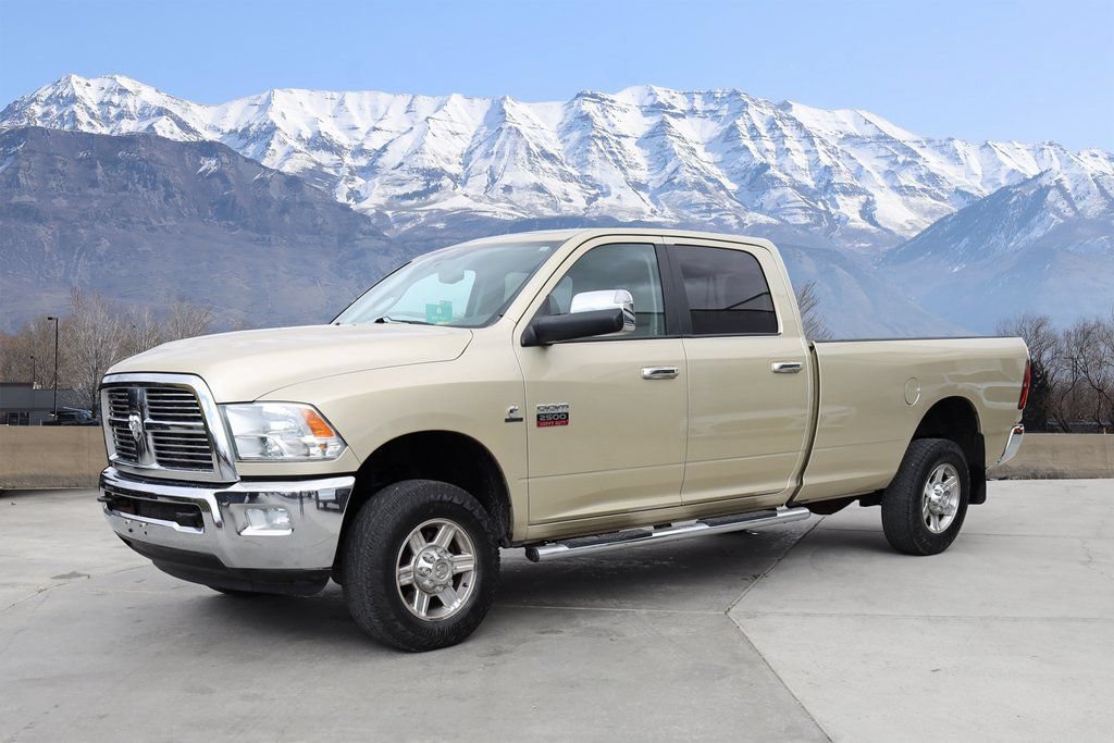 Used 2011 RAM 2500 Laramie w/ Cold Weather Group AWD/4WD image 2