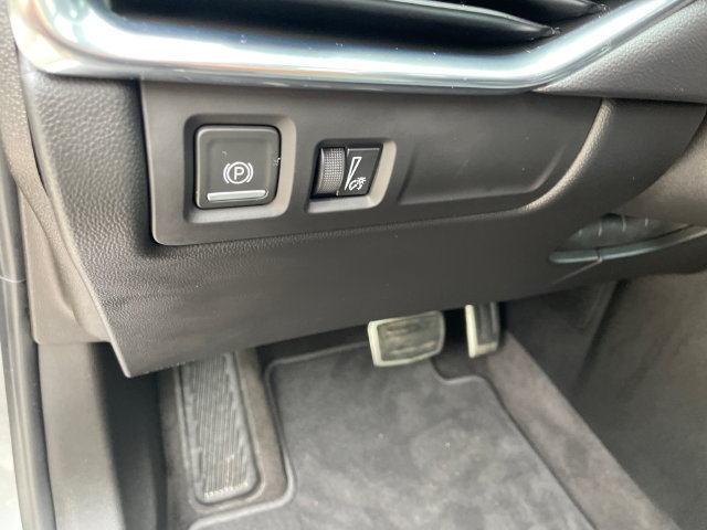 Certified 2023 Cadillac XT4 Sport w/ Cold Weather Package AWD/4WD image 29