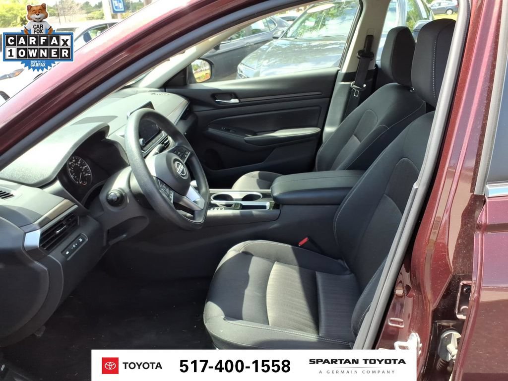 Used 2024 Nissan Altima 2.5 SV FWD image 13