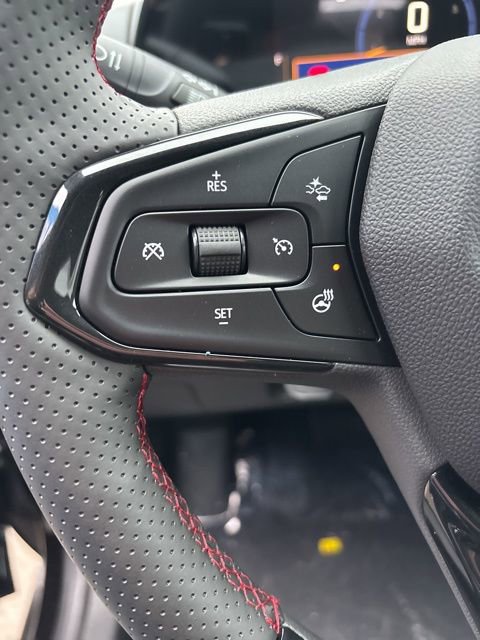 New 2026 Chevrolet Trax RS w/ Driver Confidence Package image 22