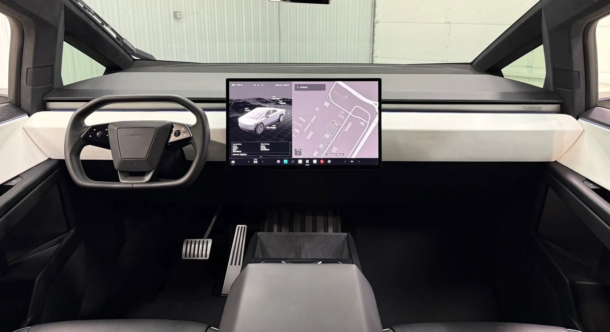 Used 2024 Tesla Cybertruck AWD Crew Cab image 13