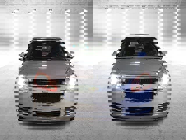 Used 2008 Chevrolet Malibu LT w/ Power Convenience Package image 3