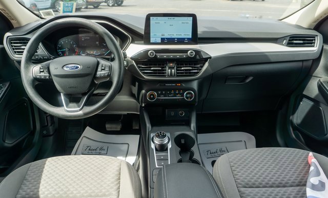Used 2020 Ford Escape SE image 14