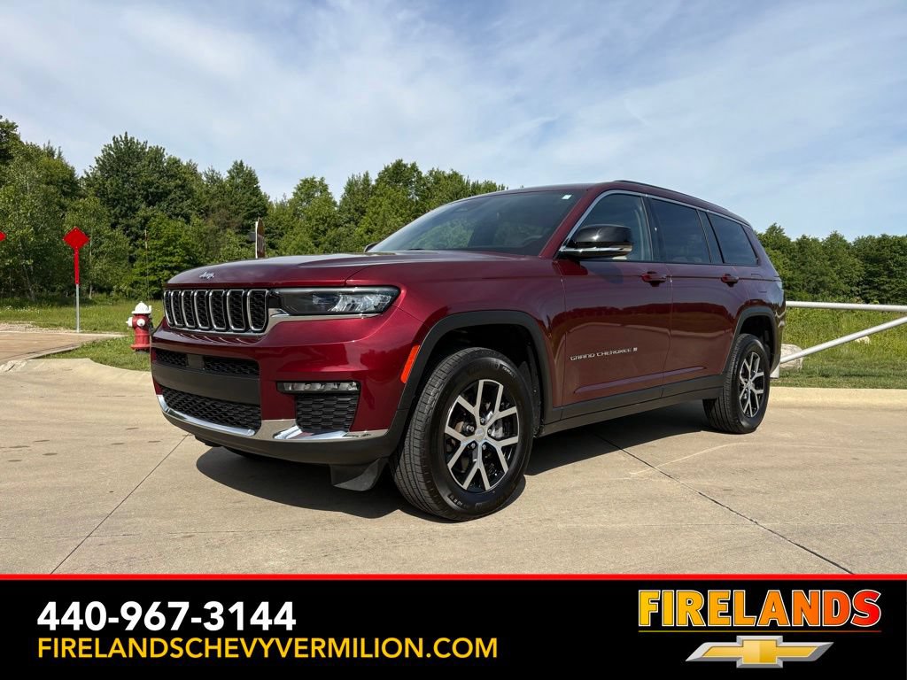 Used 2023 Jeep Grand Cherokee L Limited AWD/4WD image 1