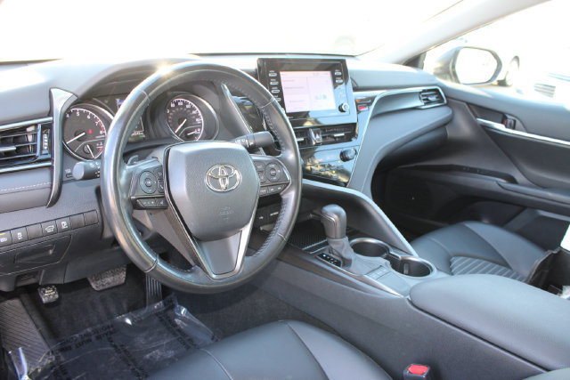 Used 2024 Toyota Camry SE w/ Convenience Package FWD image 11