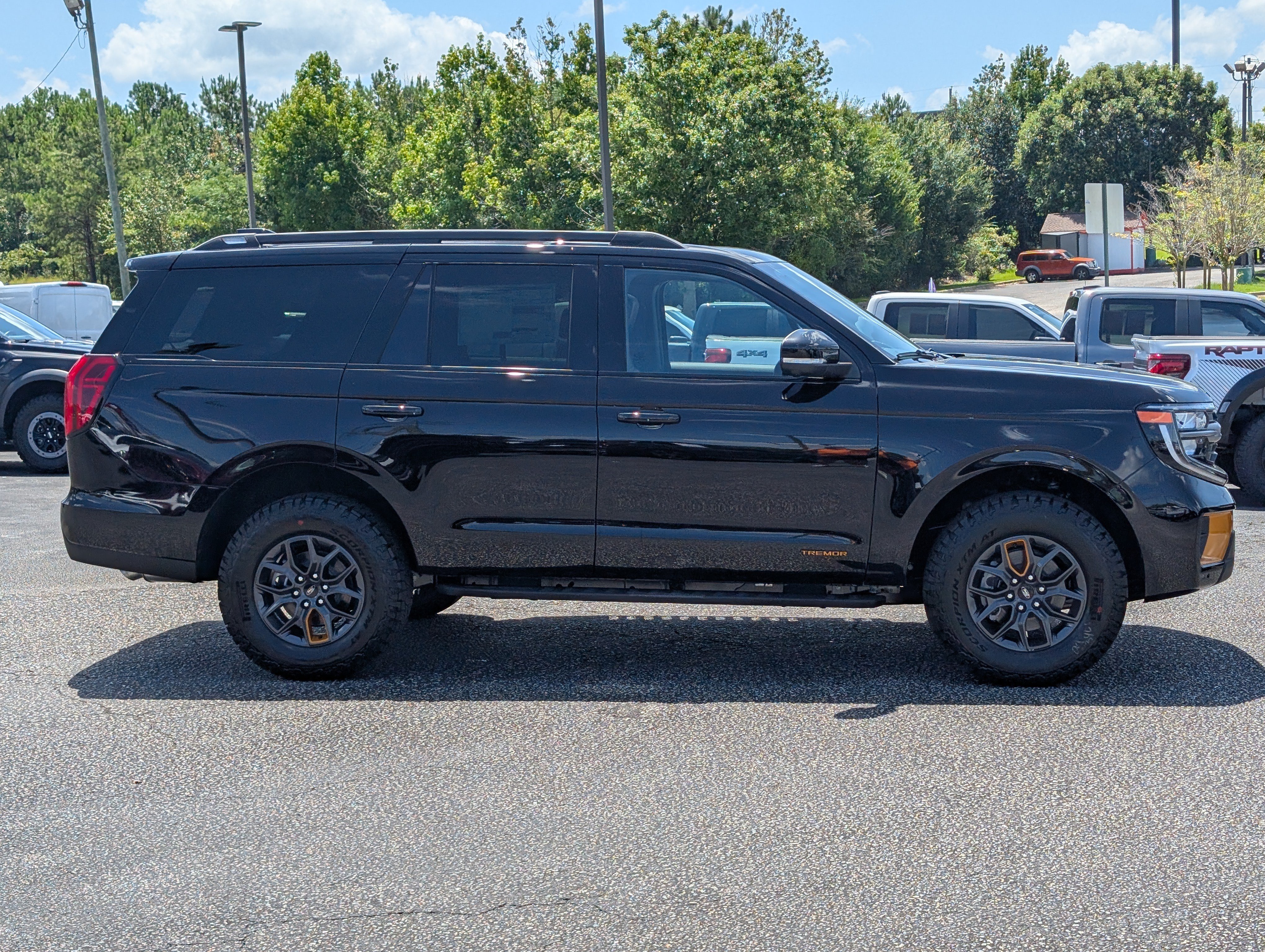 New 2027 Ford Expedition Tremor AWD/4WD image 8