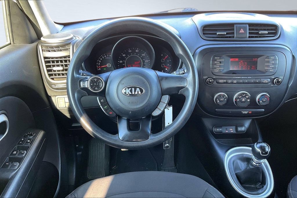 Used 2016 Kia Soul image 5