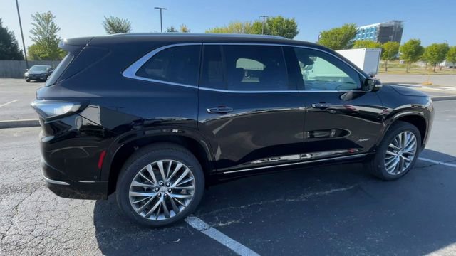 New 2026 Buick Enclave Avenir w/ Super Cruise Package image 2