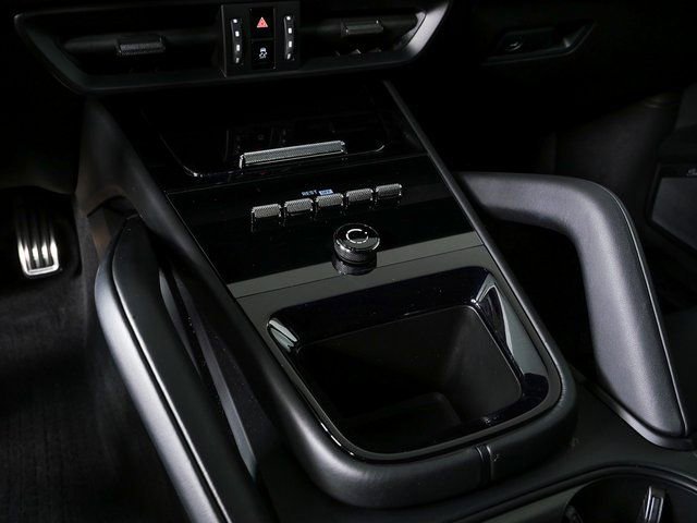 Certified 2025 Porsche Cayenne Turbo GT image 19