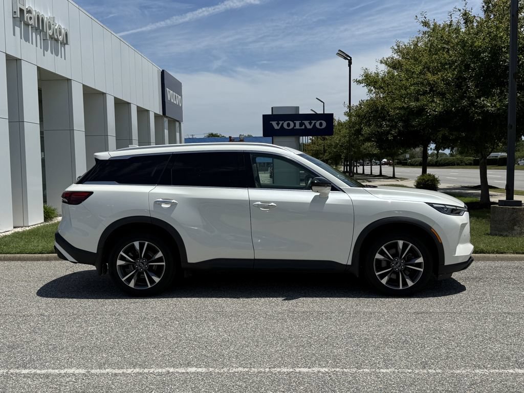 Used 2023 INFINITI QX60 Luxe w/ Cargo Package AWD/4WD image 5