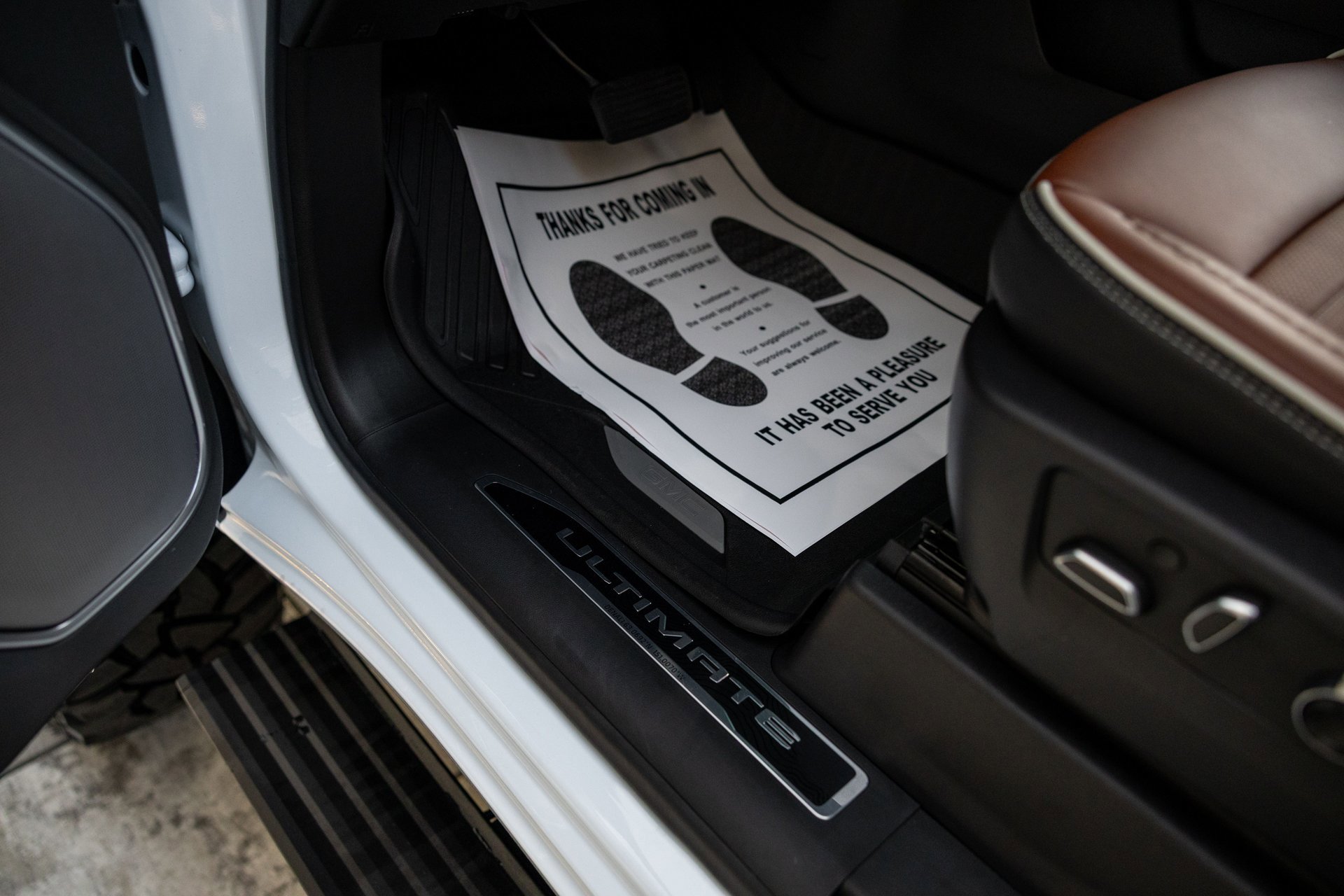 Used 2026 GMC Sierra 3500 Denali Ultimate image 33