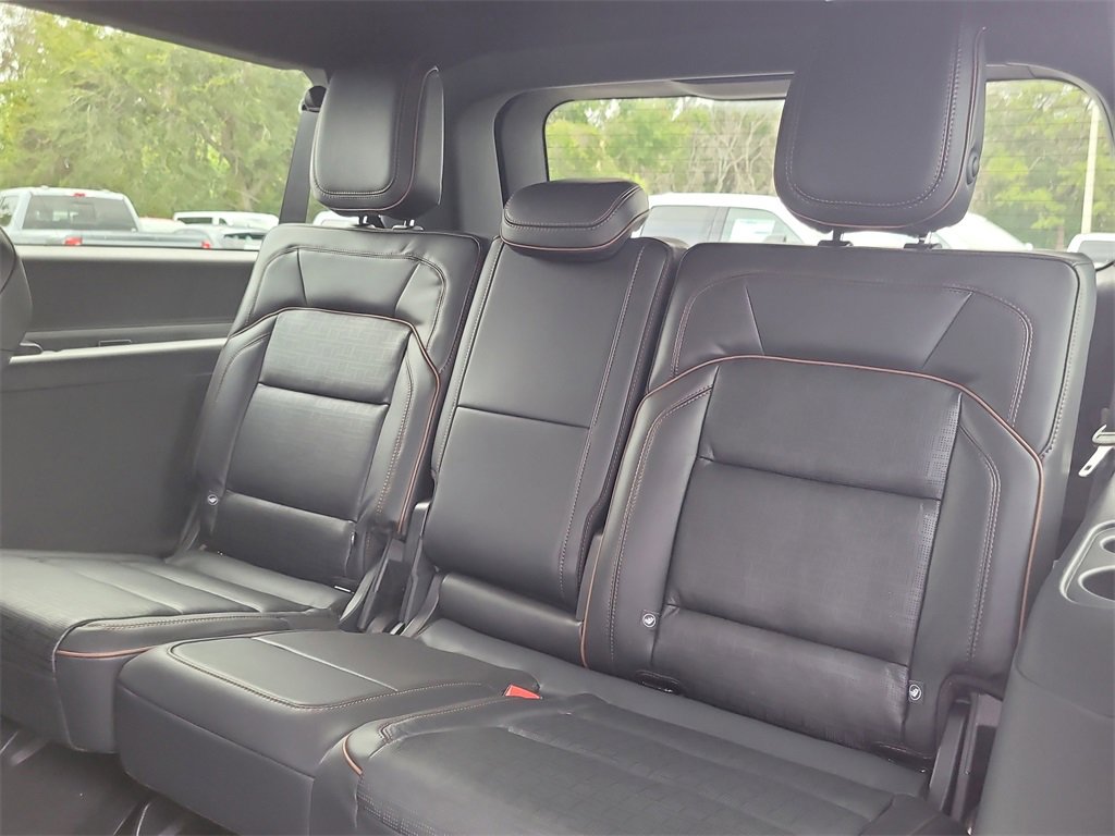 New 2025 Lincoln Navigator L Black Label image 14
