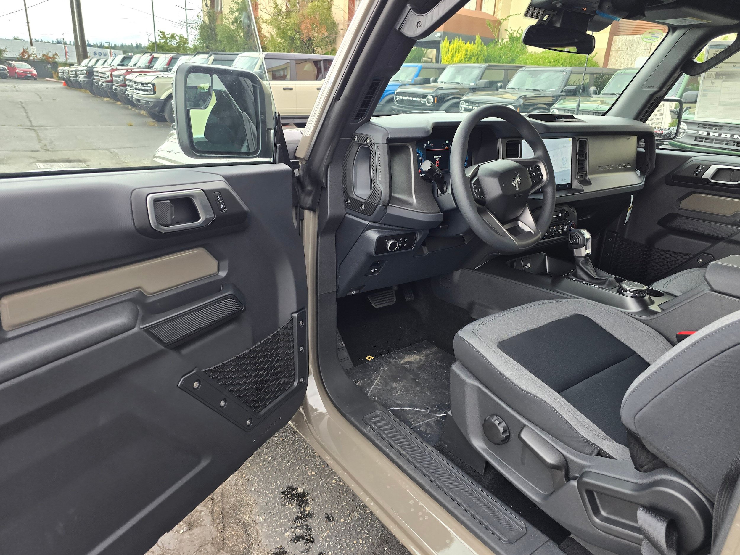 New 2026 Ford Bronco 2-Door AWD/4WD image 10