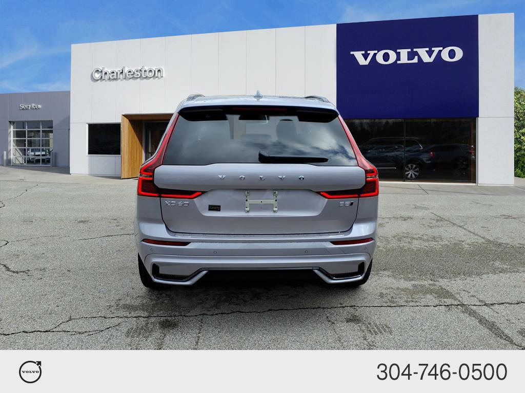 Certified 2026 Volvo XC60 B5 Plus w/ Climate Package AWD/4WD image 4