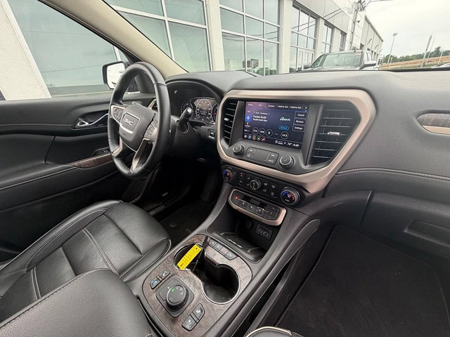 Used 2023 GMC Acadia Denali w/ Denali Technology Package AWD/4WD image 28