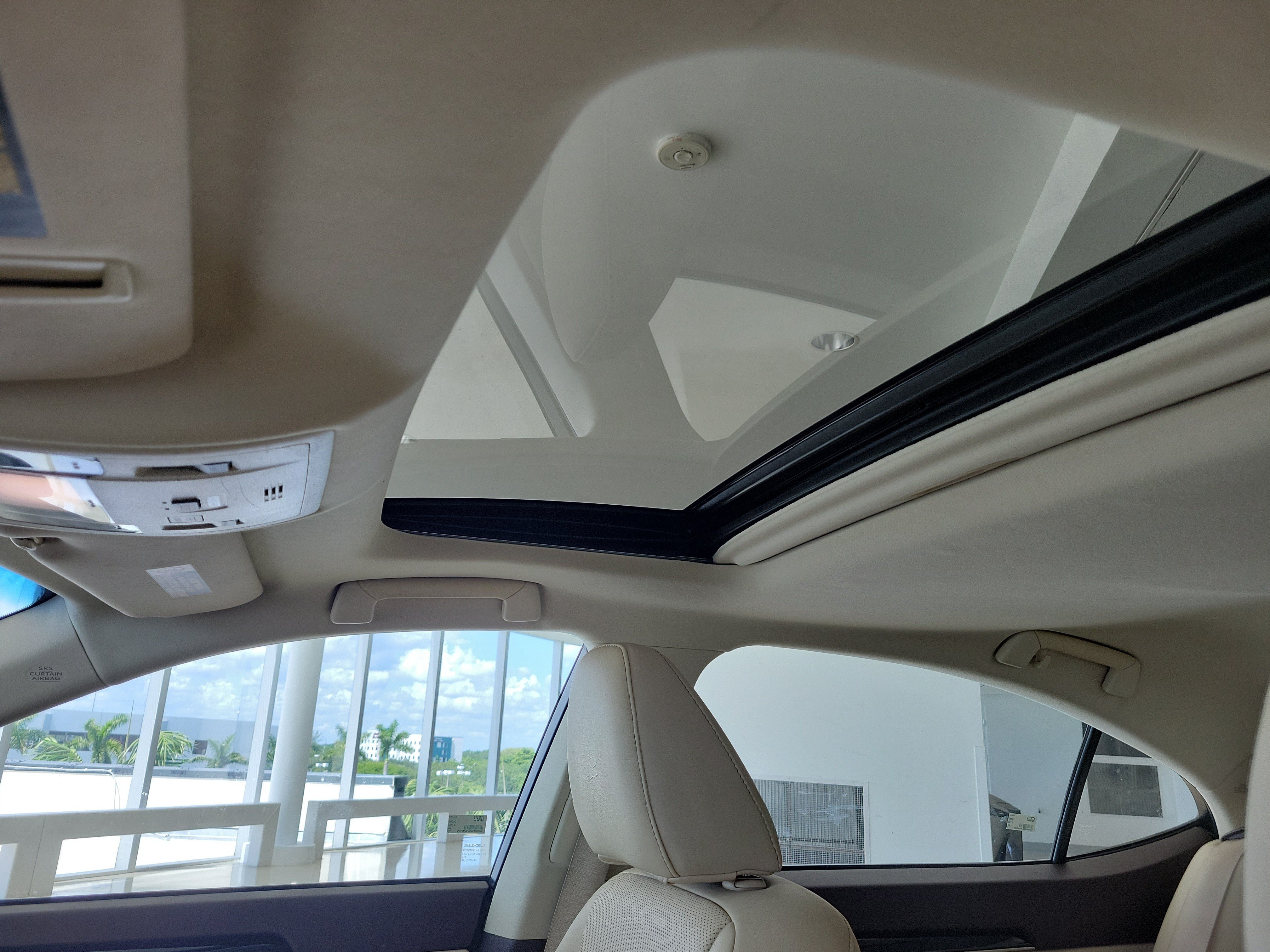 Used 2018 Lexus ES 350 w/ Accessory Package 2 FWD image 23