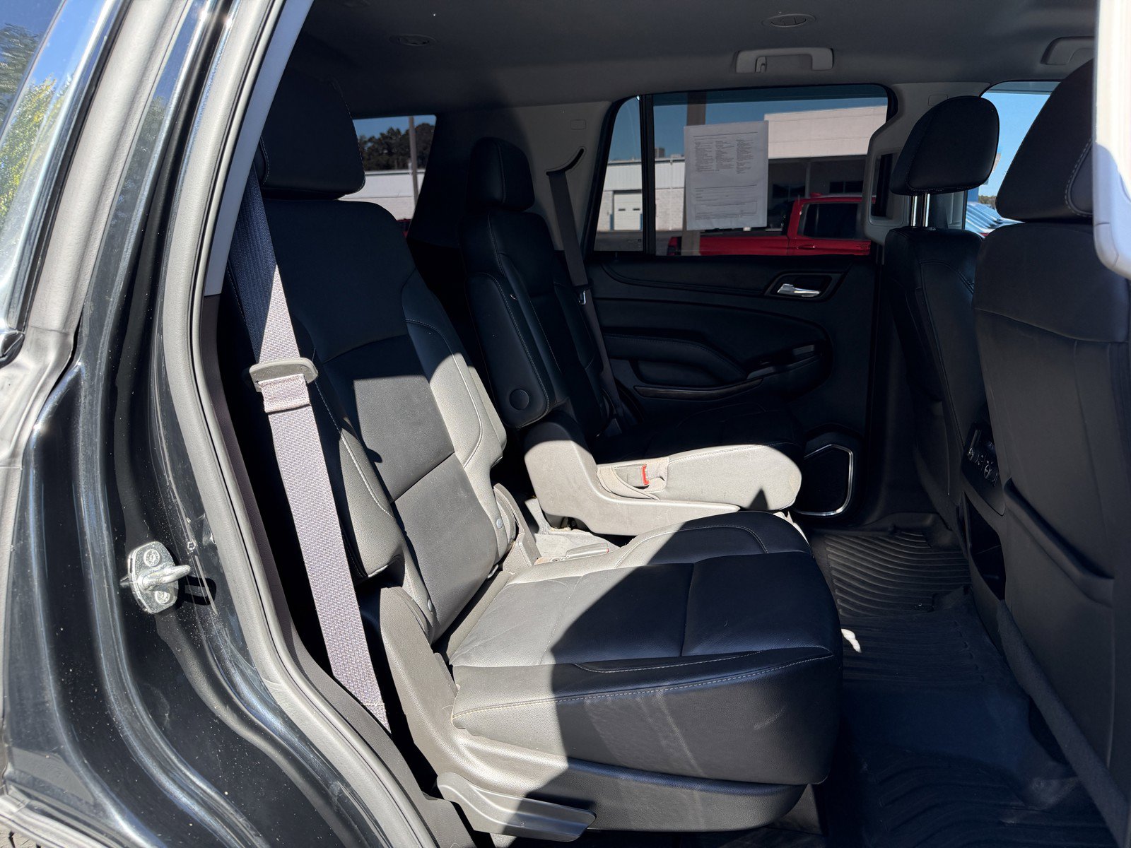 Used 2017 Chevrolet Tahoe LT w/ Luxury Package AWD/4WD image 12