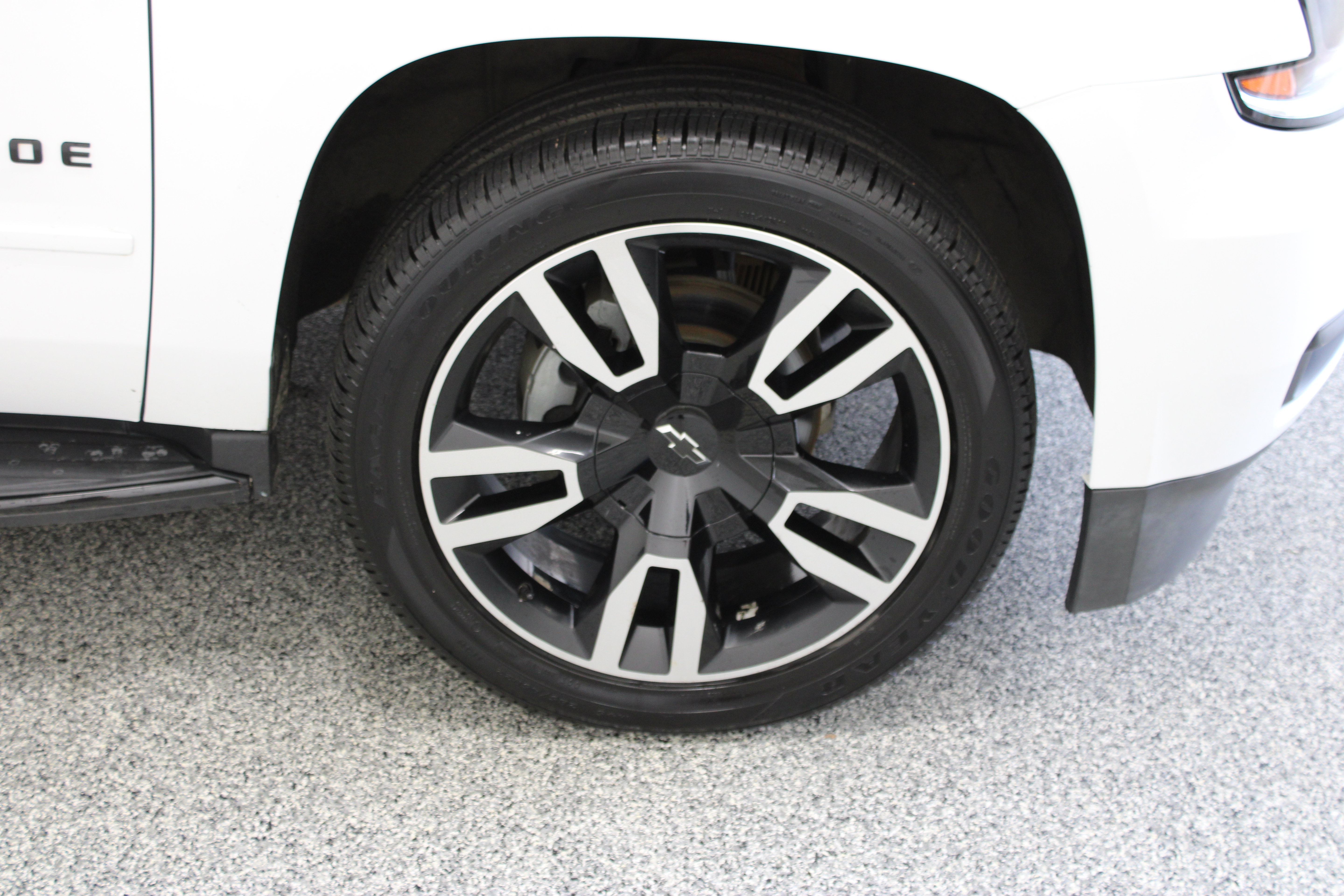 Used 2019 Chevrolet Tahoe Premier AWD/4WD image 5