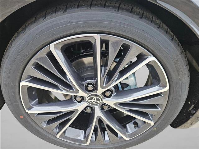 New 2026 Toyota Prius XLE image 9