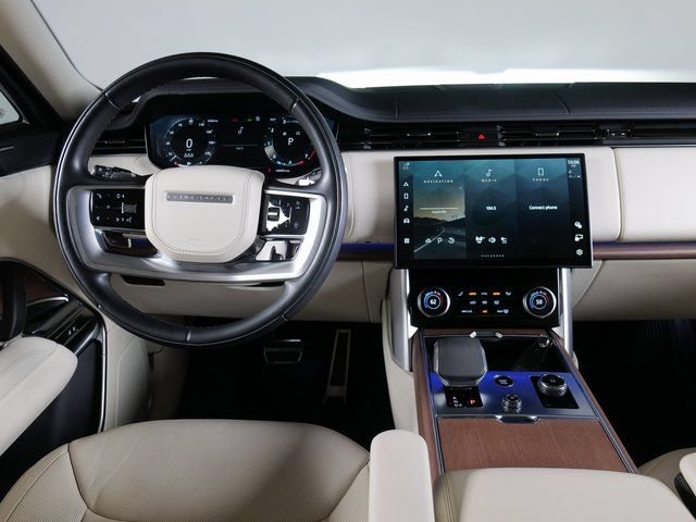 Used 2023 Land Rover Range Rover SE AWD/4WD image 13