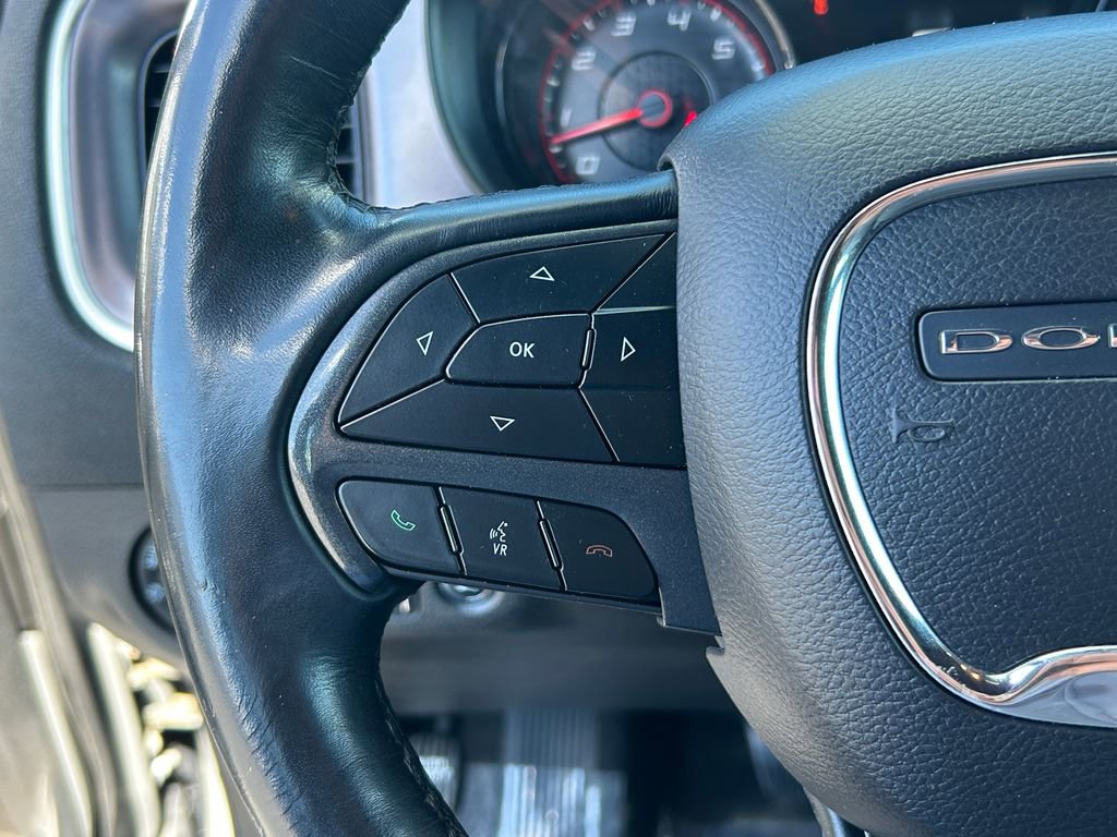 Used 2019 Dodge Charger SXT w/ Blacktop Package RWD image 17
