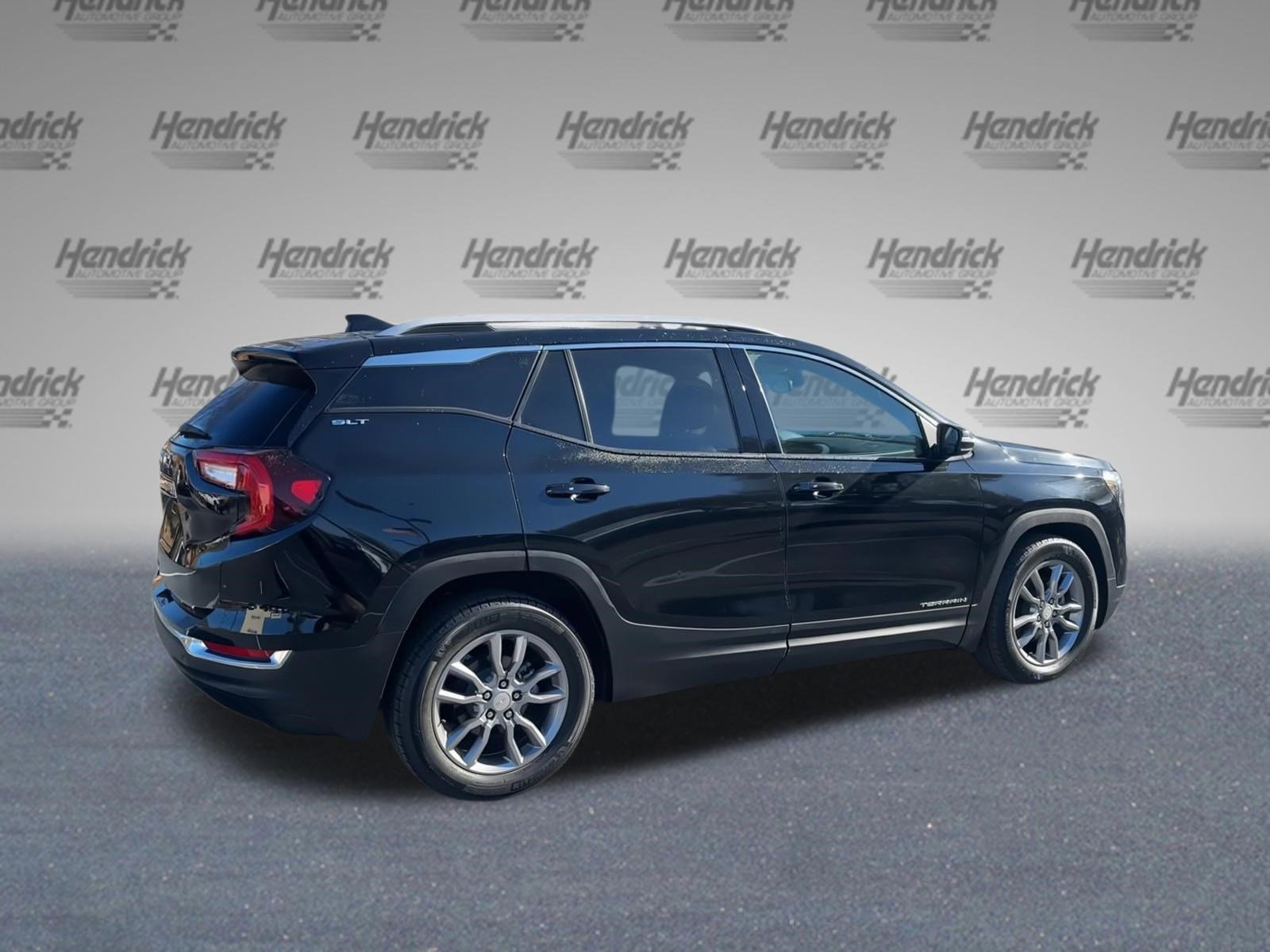 Used 2022 GMC Terrain SLT w/ LPO, Floor Liner Package image 43